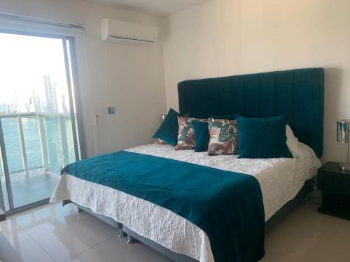 Bocagrande Apartment | 19TH FLOOR LUXURY APARTMENT BAY VIEW CARTAGENA