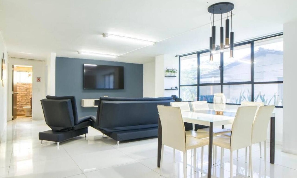 Zona Rosa Apartment | 2 bedroom apartment safest in Park LLeras