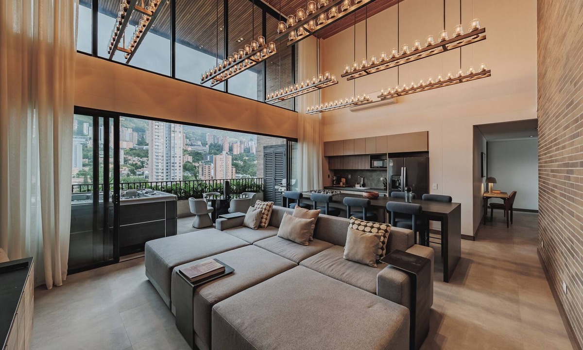 La Florida Apartment | 2350 sqft - 4BR Duplex with panoramic city view