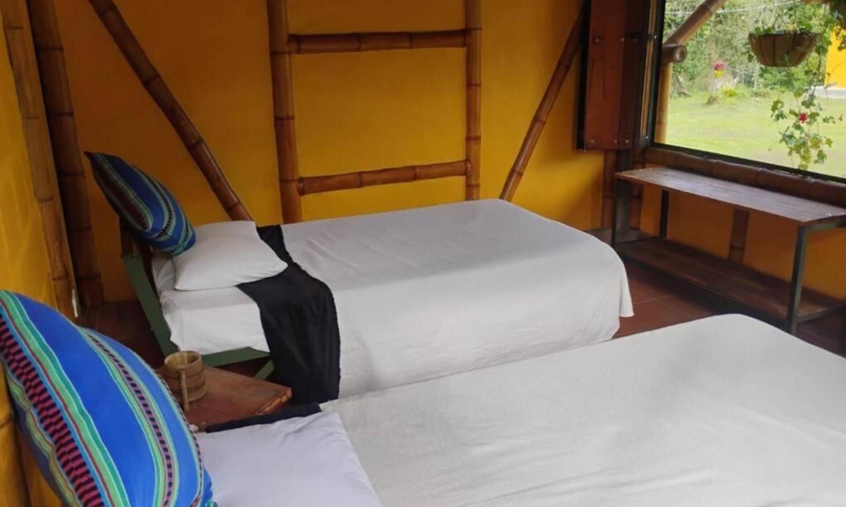 Cordoba Hostel | Agüita con Limón Natural Health