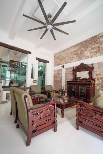 Centro House | Alma Blanca - Colonial Loft in the Walled City