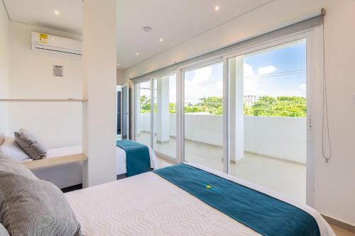 La Boquilla House | Amazing Beach House 13BR w/Pool & Staff