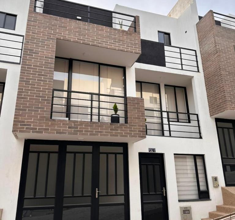 Paipa House | APARTAESTUDIO Piso 3