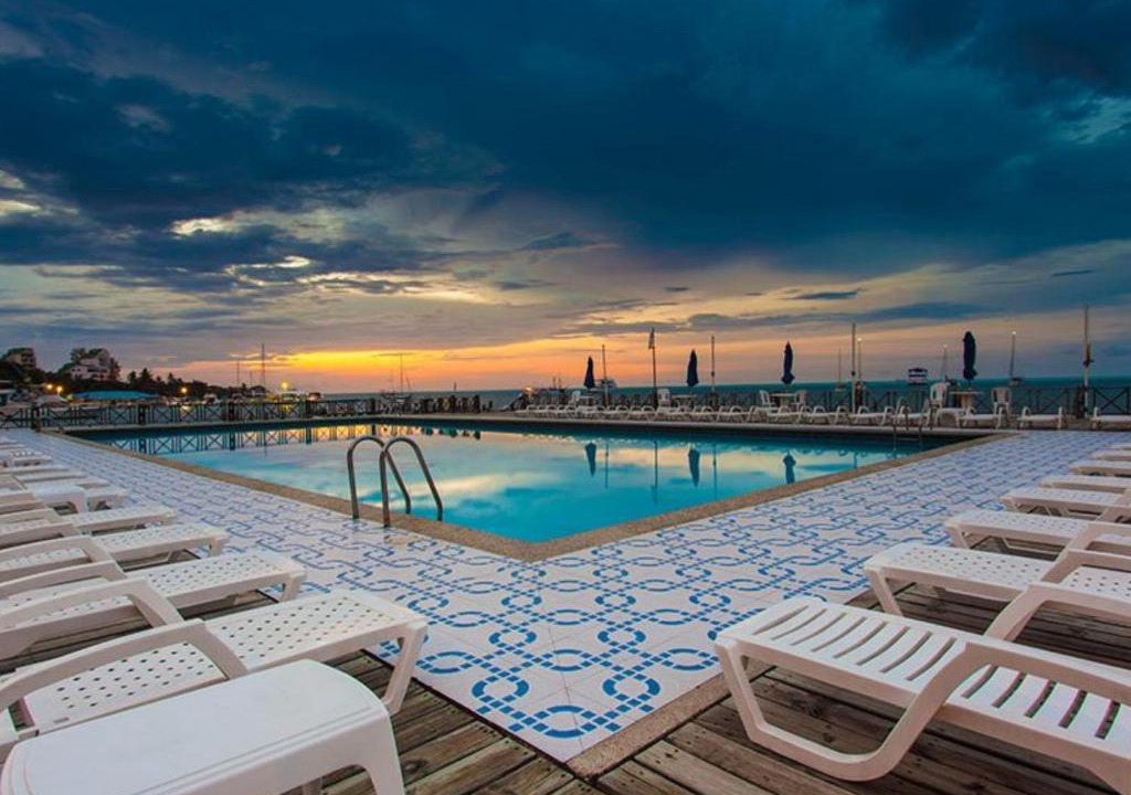 Punta Hansa Apartment | Apartamento en Torres del Sun Rise San Andrés con Piscina y Playa Privada