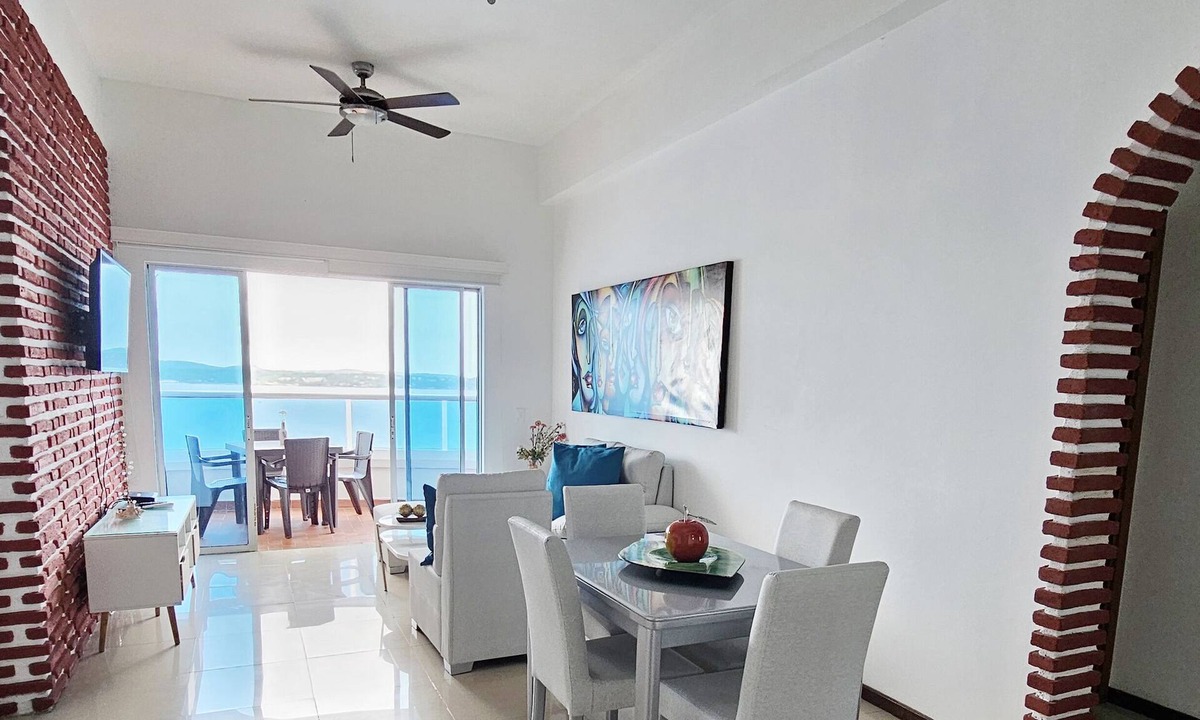 Bocachica Apartment | Apartment on the 13th floor, with beautiful sea views by Parceros Group