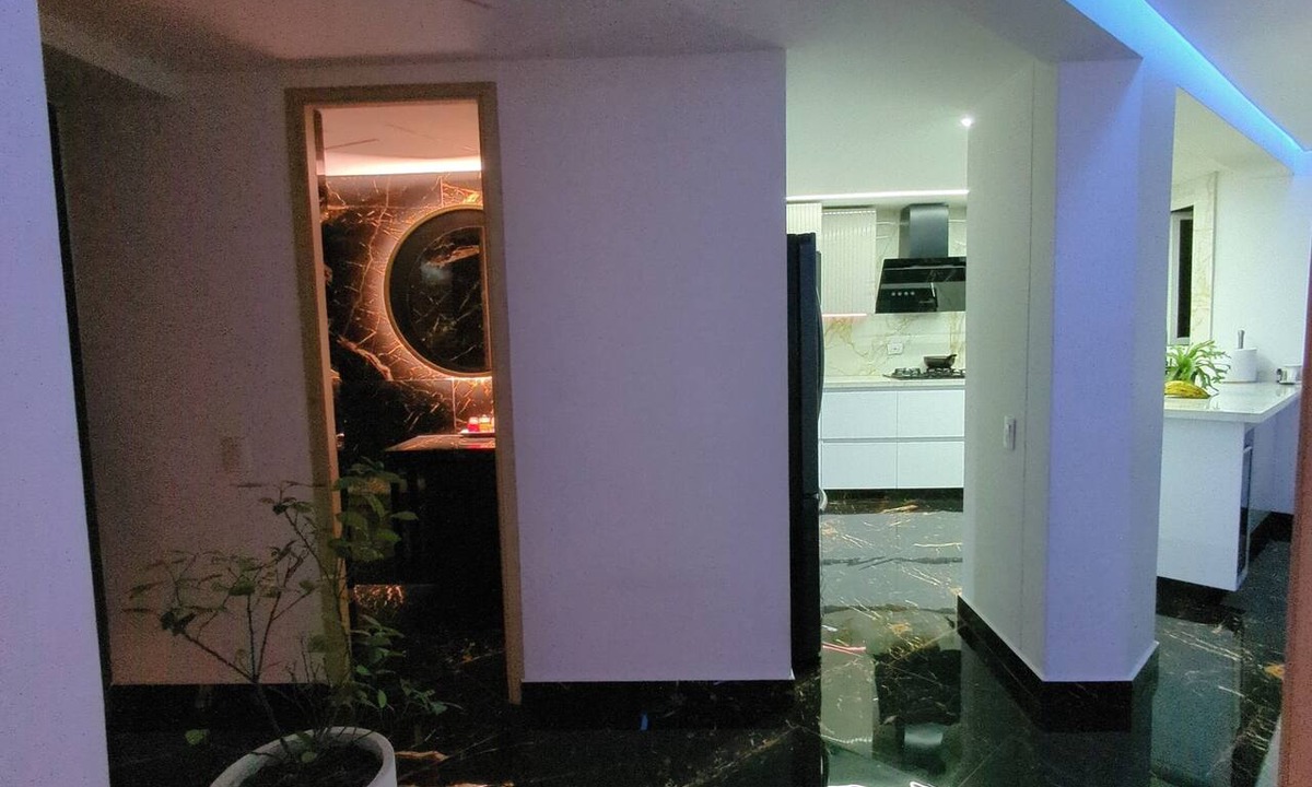 Menga Apartment | Apartment in northern Cali, 3 bedrooms, La Flora neighborhood, Nórdica Condominium