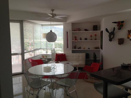 San Gil Apartment | Apto 501 E Alto del Fonce