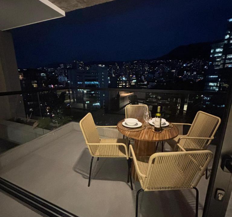 Patio Bonito Apartment | Apto Bonito Poblado