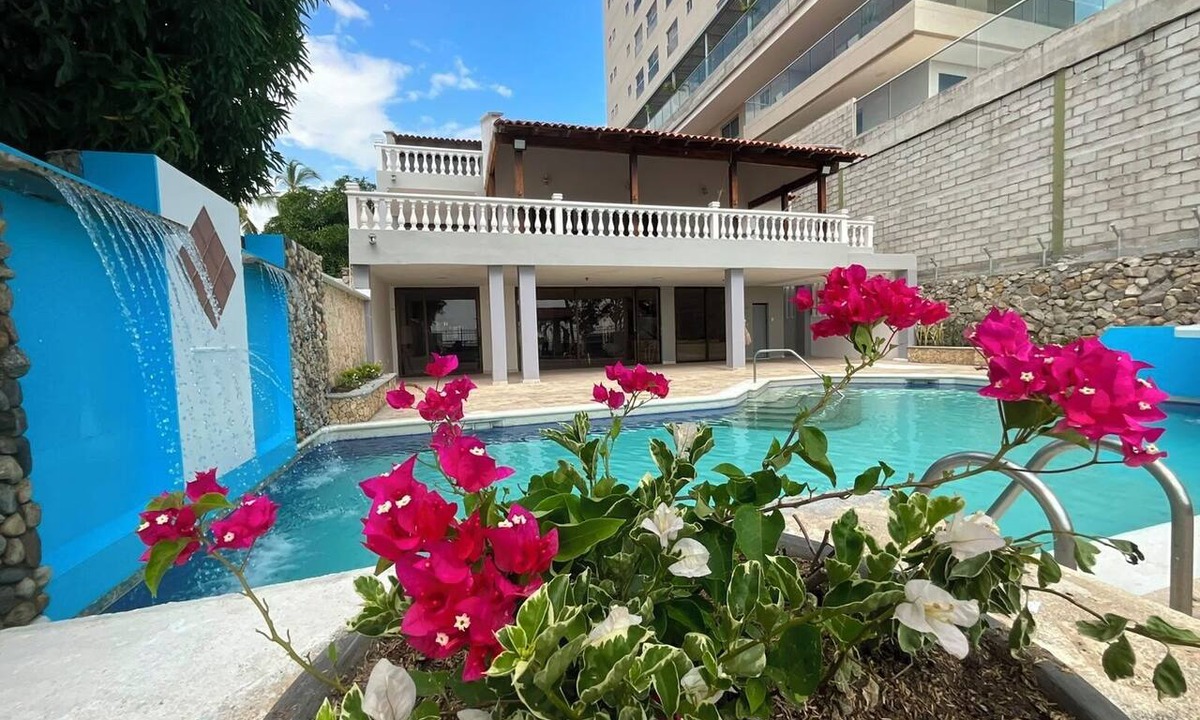Papare House | Beachfront House