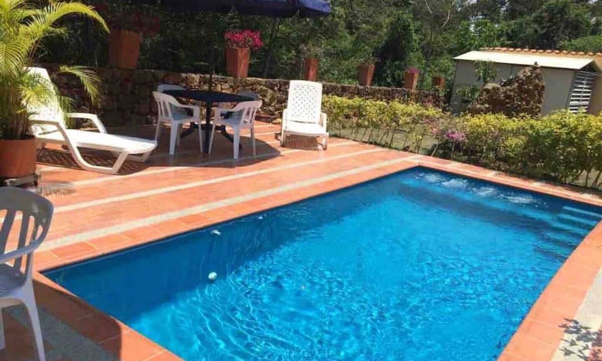 Barichara Apartment | Beautiful and spacious apartment with a view of the pool