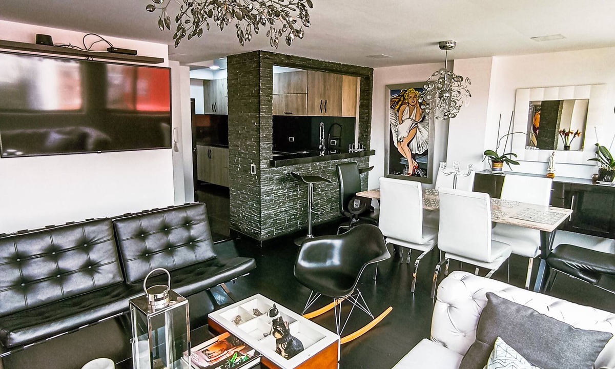 Chapinero Apartment | Beautiful and Spacious Apartment in Chapinero Bogota DC
