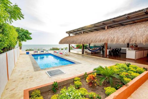 Punta Canoas Villa | Beautiful Villa with private pool and private beach