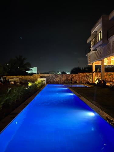 Santa Veronica House | BREES