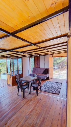 Moniquira House | Cabaña en Moniquira, con jacuzzi y vista a la montaña