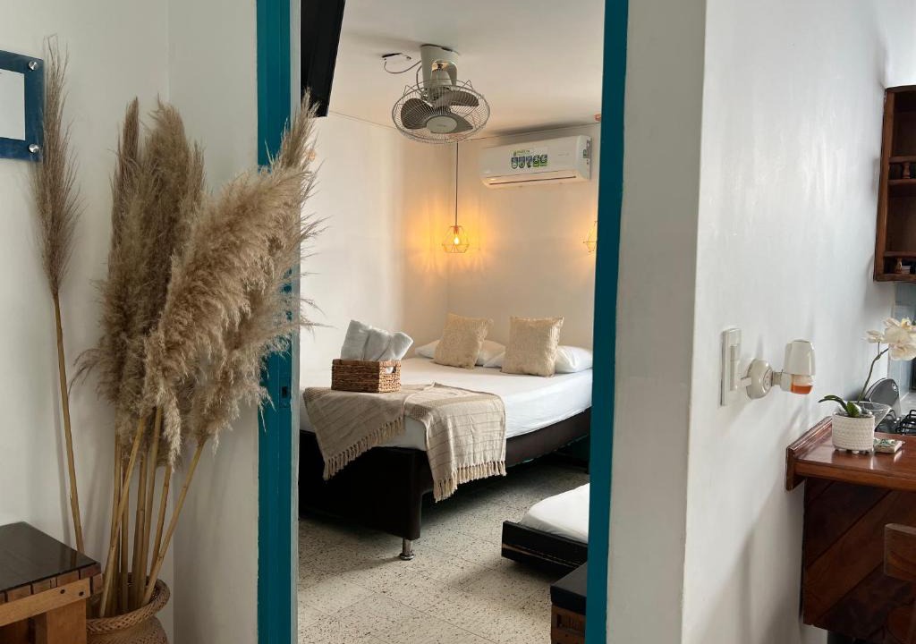 Puerto Triunfo House | Cabaña La Aldea - Santorini Colombiano