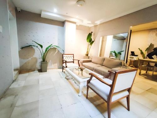 Cartagena Walled City House | Capitel Hostel