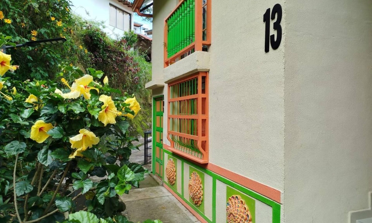Guatape House | Casa a tan Solo 4 Minutos del Parque, Lleno de Naturaleza