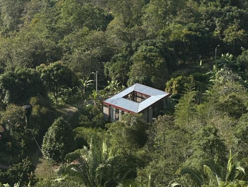 La Mesa House | Casa Atelier en reserva natural