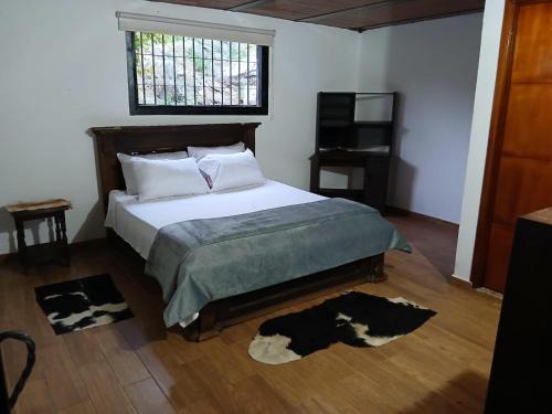 Quebradanegra House | Casa de descanso Los Cucharos 'Finca San Luis'