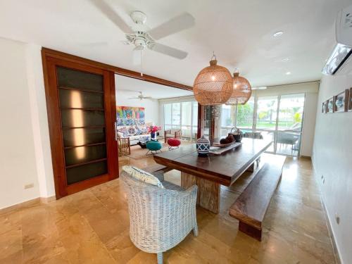Arroyo de Piedra House | Casa de Playa