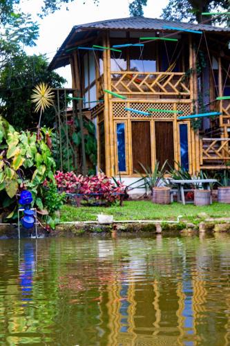 Chinauta Hotel | CASA DEL ÁRBOL, Romántico, Piscina, en Chinauta, el mejor clima