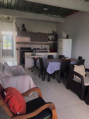 Tocaima House | Casa en tocaima Condominio campestre