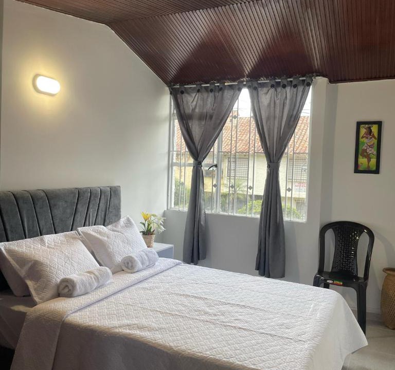 Suba House | Casa Hotel HyL Pontevedra - cerca a la clínica Shaio, Pontevedra