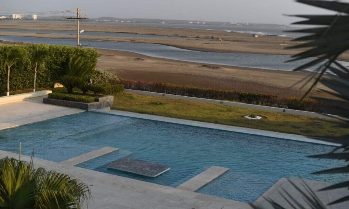 Punta Canoas Ski Chalet | Casa Quinta Puertas del Viento, with a beautiful view of the city of Cartagena