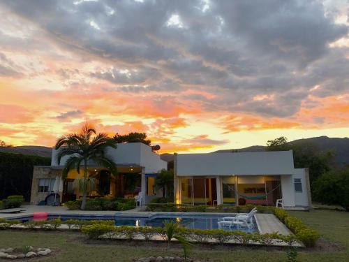 Apulo Villa | Casa Tótem inmersión inolvidable en la naturaleza