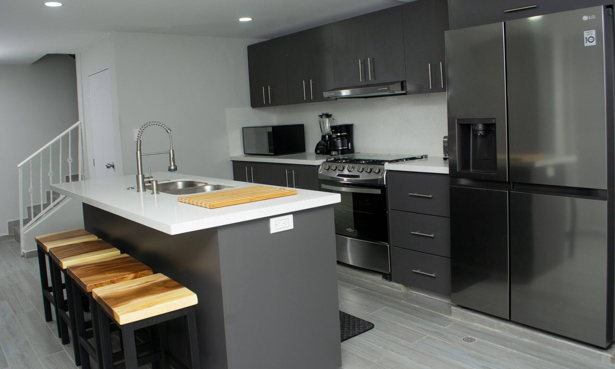 Cali House | CASA TOTALMENTE RENOVADA CON TODA LAS COMODIDADES Y CARACTERISTICAS DE ALTA GAMA