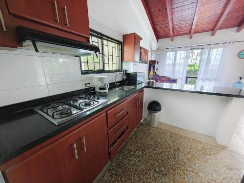 Flandes House | Casa Villa Renacer vía Flandes espinal