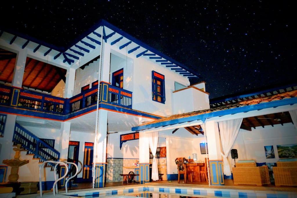 Quebrada Guadalejo House | Cauca Viejo, Hermosa Casa Colonial con Piscina