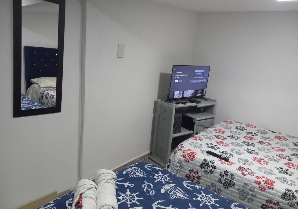 Engativa Apartment | cerca al aeropuerto, toma de fotos huellas visa embajada eeuu 700
