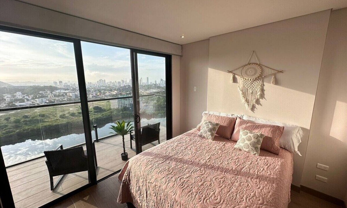 Cartagena District Apartment | Charming 2-bedroom apartment stunning views, all the amenities,pool,WiFi