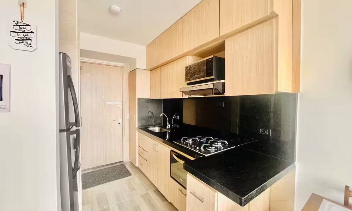 Kennedy Apartment | Close to the airport and terminal, modern and quiet.