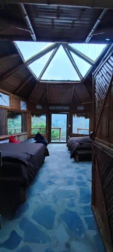 Villagomez Ski Chalet | Colibamboo The Cabin. Cabaña elevada con mirador montaña malla y jacuzzi