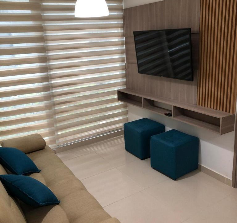 Miramar Apartment | Comfortable 2 bedroom apartment with pool in Miramar