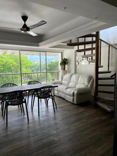Santa Fe de Antioquia Apartment | Duplex con jacuzzi y terraza privada