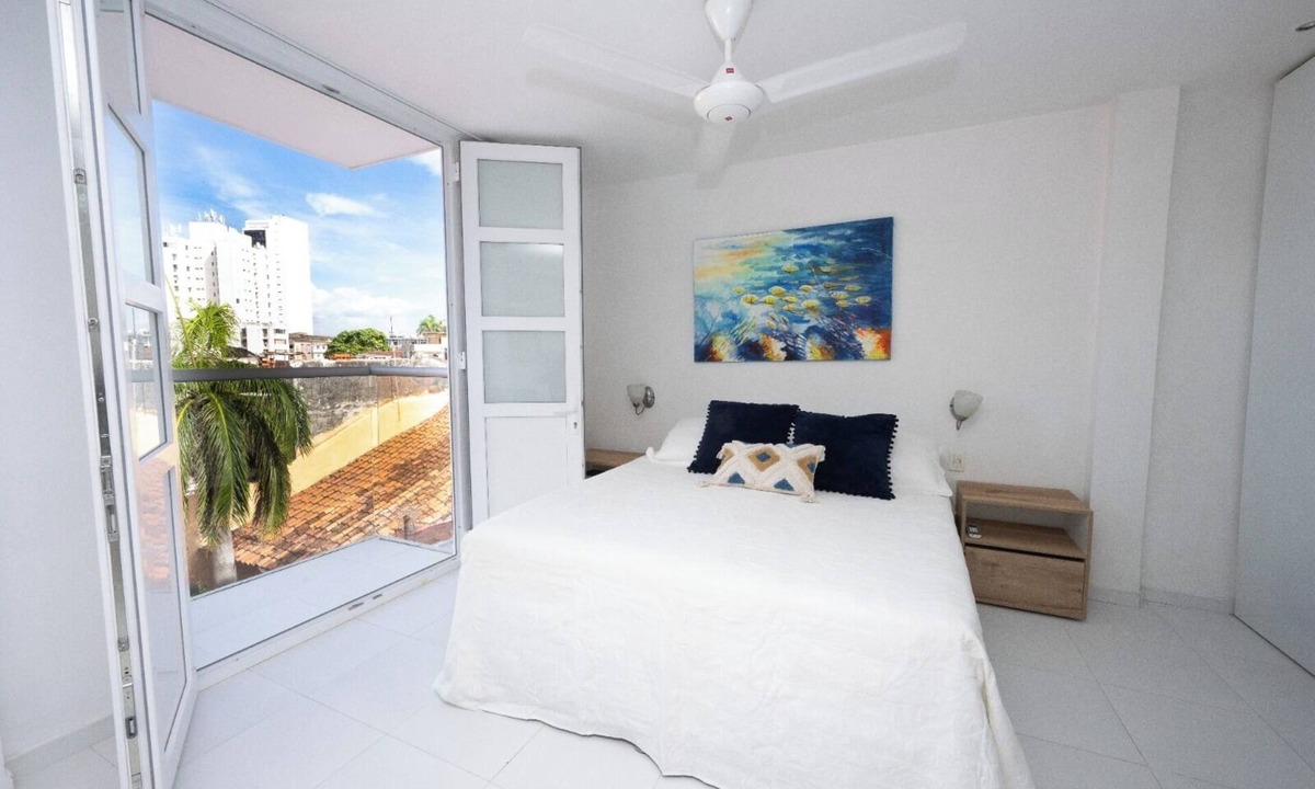 Marbella Apartment | Duplex with terrace in the walled city
