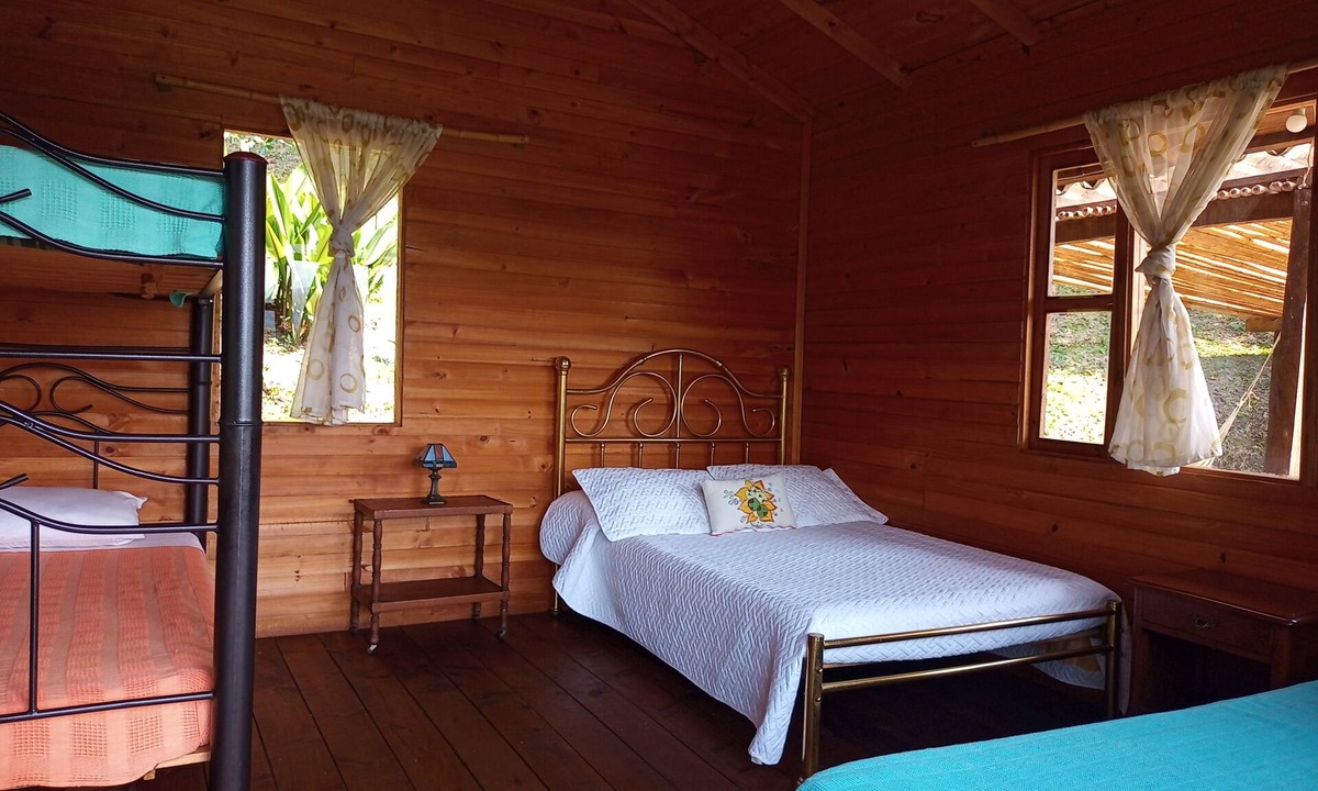 Vergara Hotel | Eco-Cabañas Altozano Nimaima