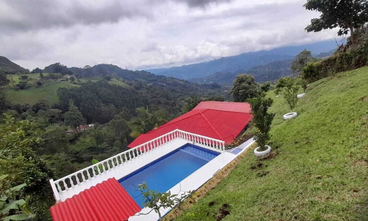 La Vega House | El Mirador De Serrato