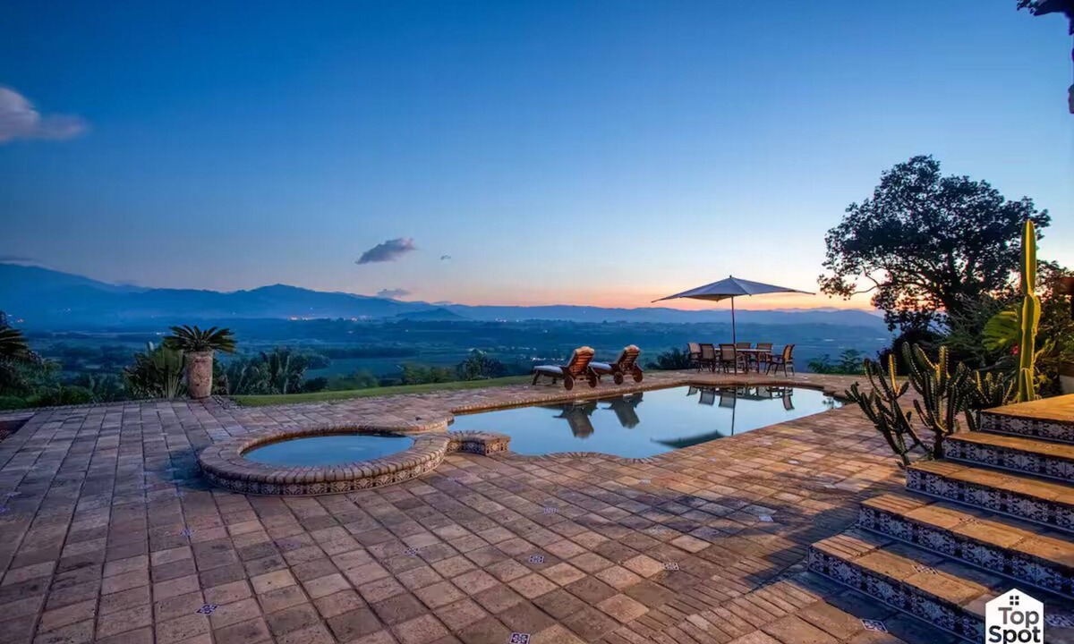 La Tebaida House | El Paraná: TopSpot® con la Mejor Vista del Quindío