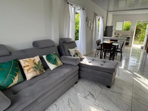 Acacias House | Emi House