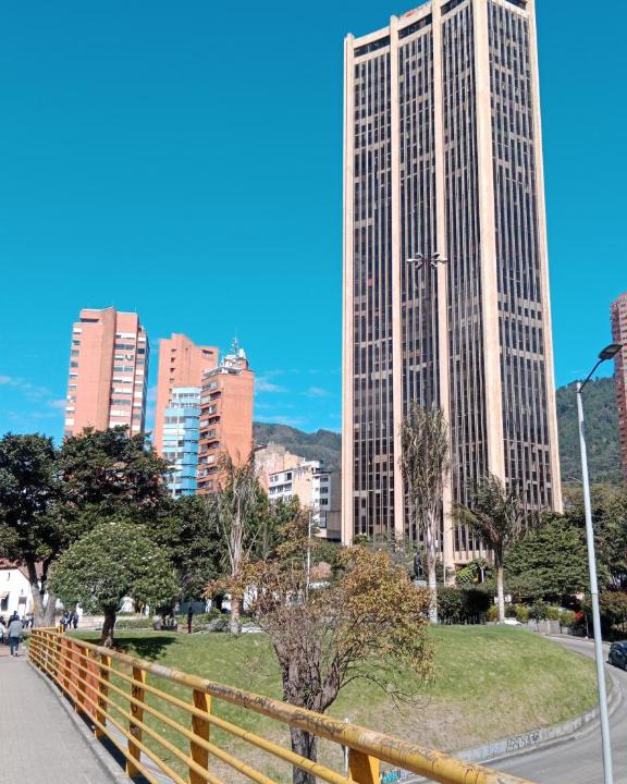 Centro International Apartment | Excelente ubicación! Centro Internacional Bogotá