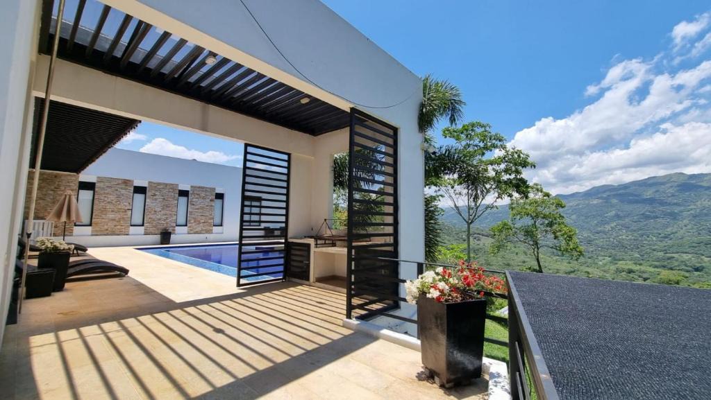 Nimaima House | Exclusiva casa-quinta para la familia en Villeta