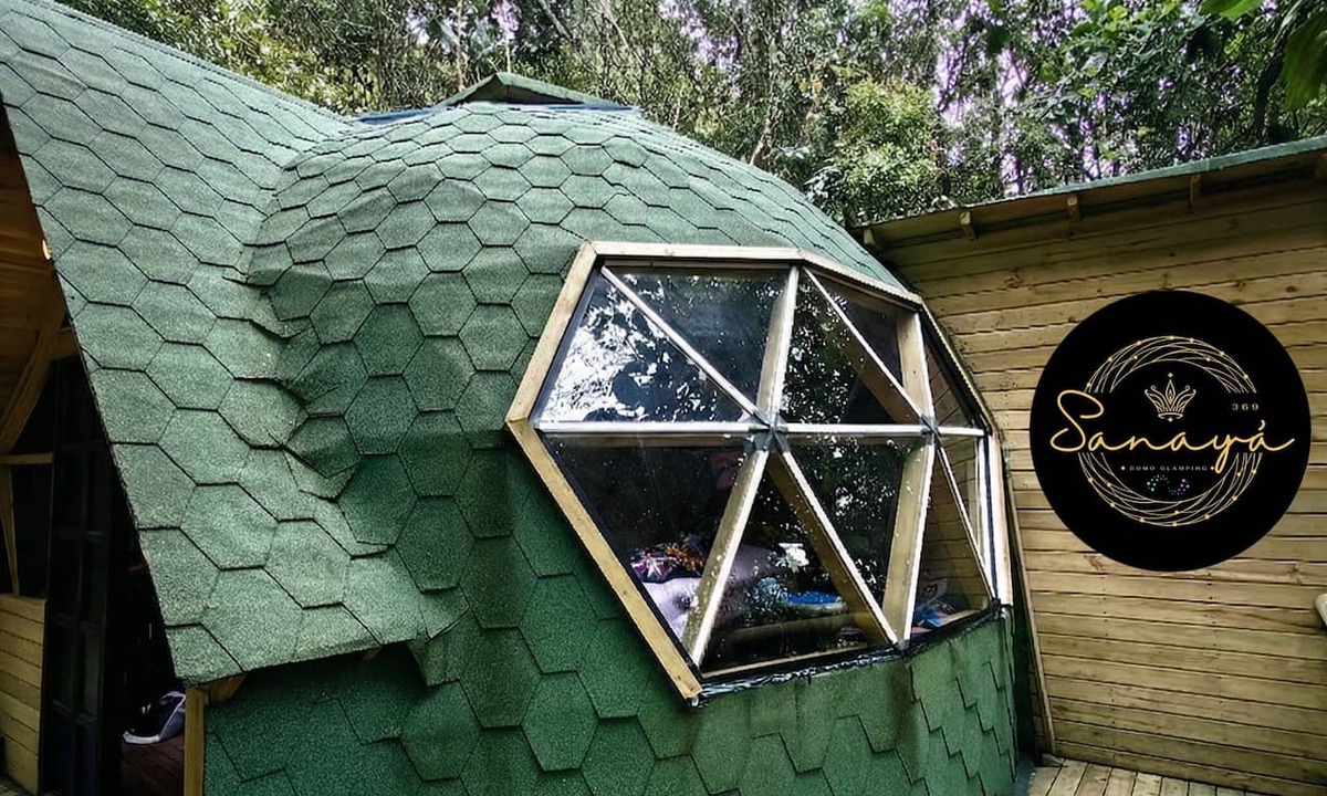 Los Nomos House | Exclusive Glamping Cabin in Forest, 15 Minutes from José María Córdova Airport