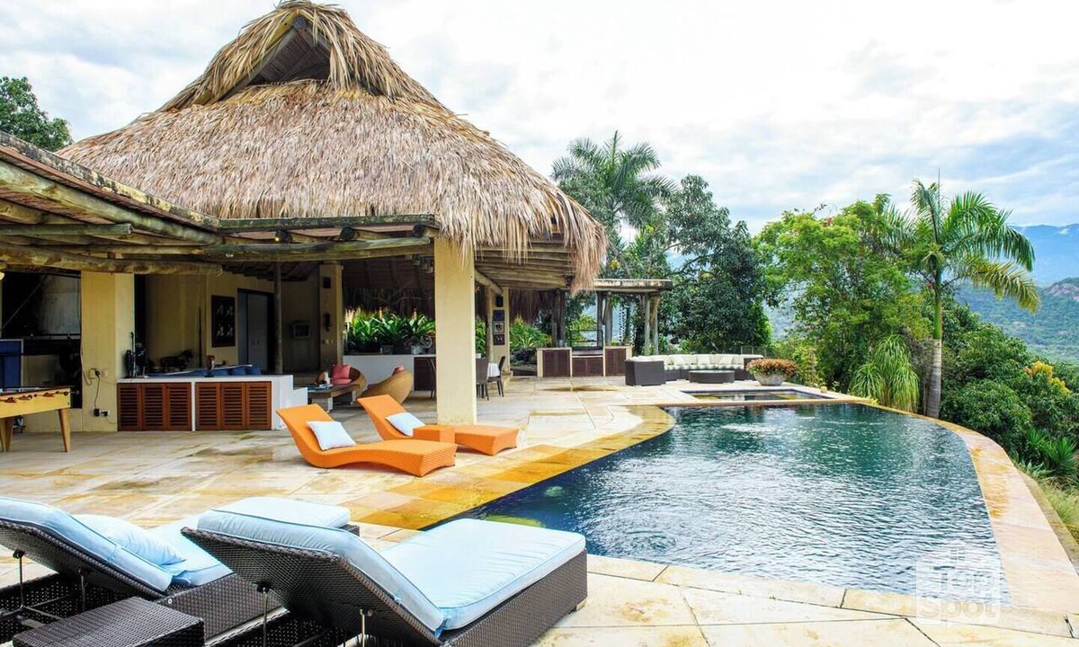 Anapoima Villa | Fantástico TopSpot® con la Mejor Vista de Anapoima