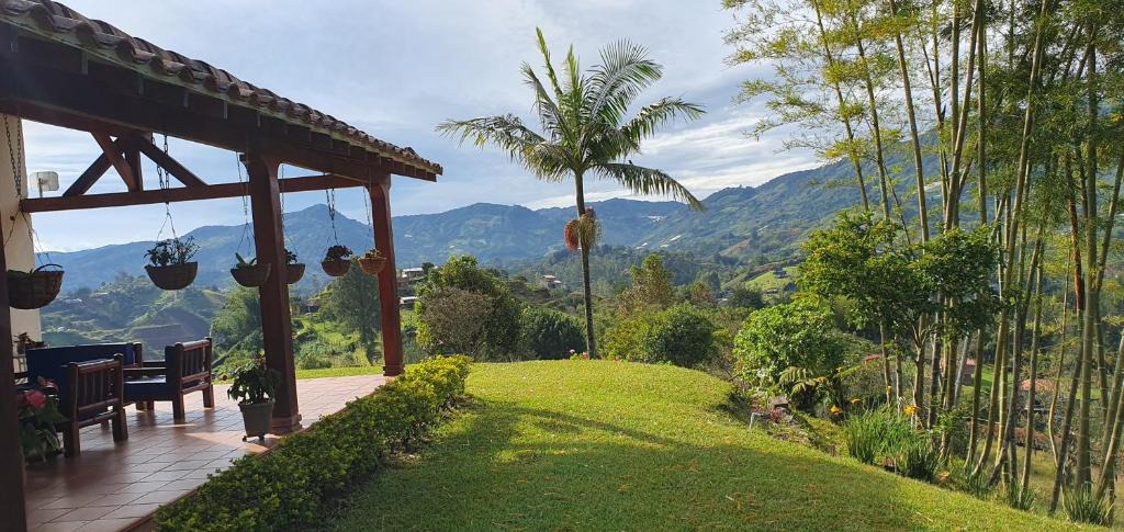 El Penol Bed & Breakfast | Finca Buena Vista