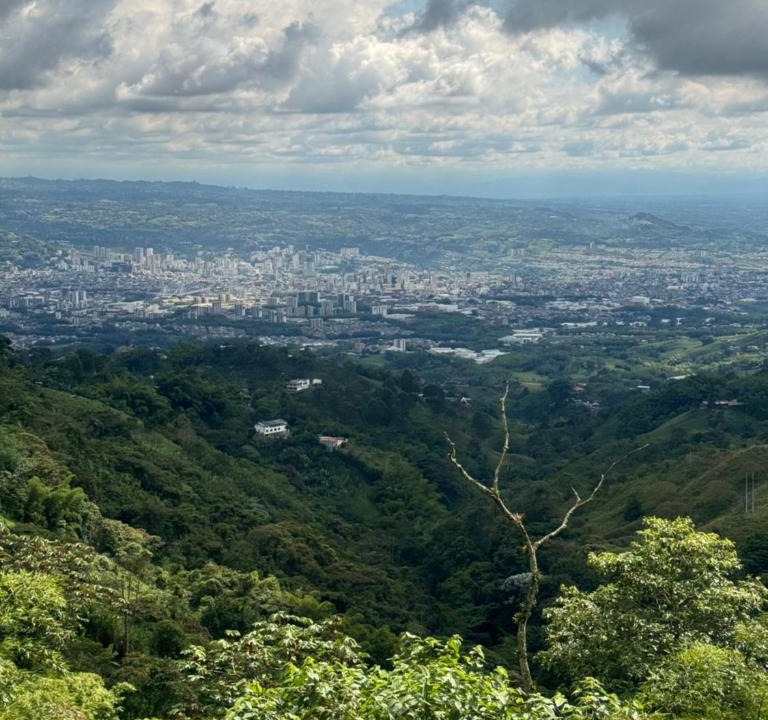 Dosquebradas House | Finca Cafetera con Vista a las Montañas - Cerca de Pereira
