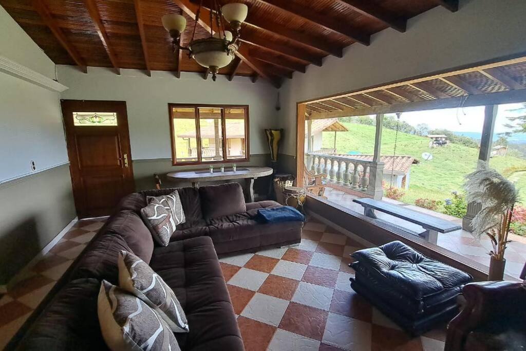Guarne Villa | Finca El Asombro
